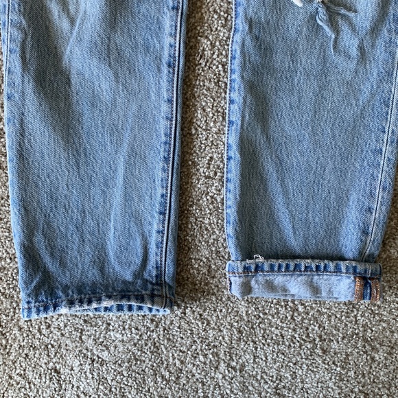Levi Strauss Jeans - Picture 7 of 7